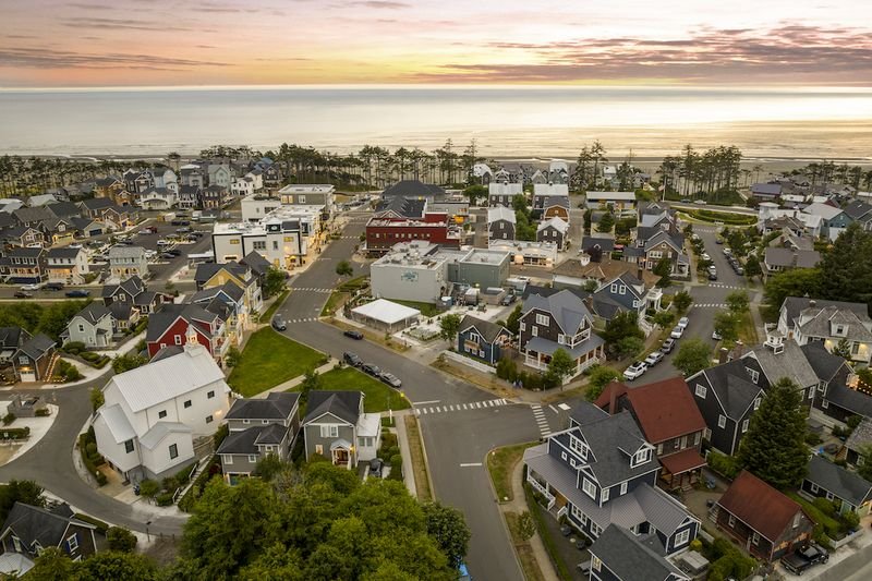 Seabrook 5th Saturday Market — Pacific Beach